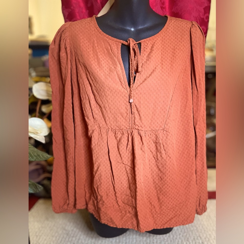 Universal Thread - image 1